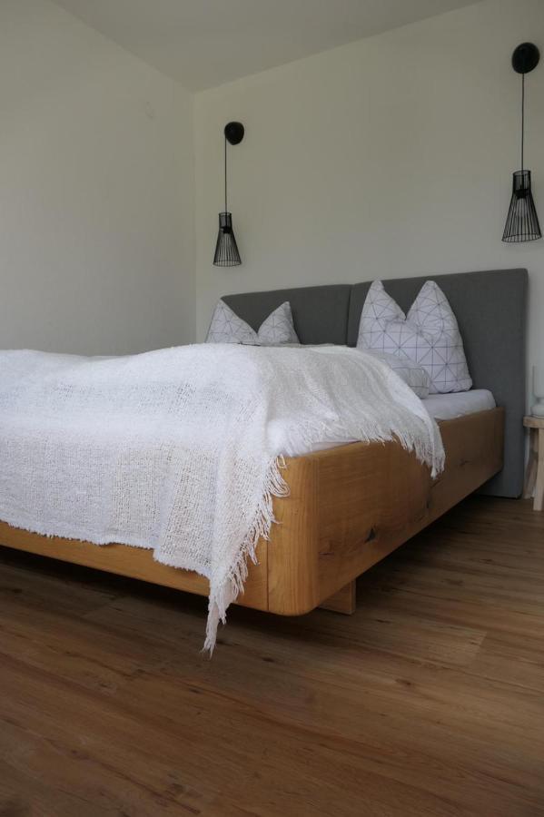 Nest'L Appartements & Zimmer Mösern エクステリア 写真