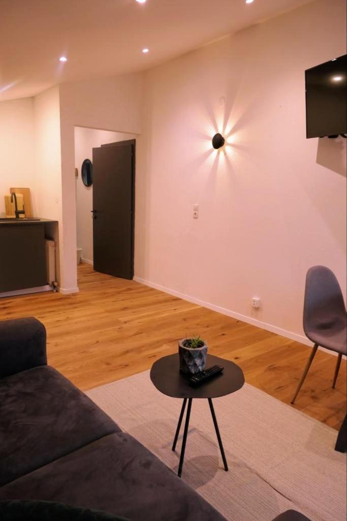 Nest'L Appartements & Zimmer Mösern 部屋 写真