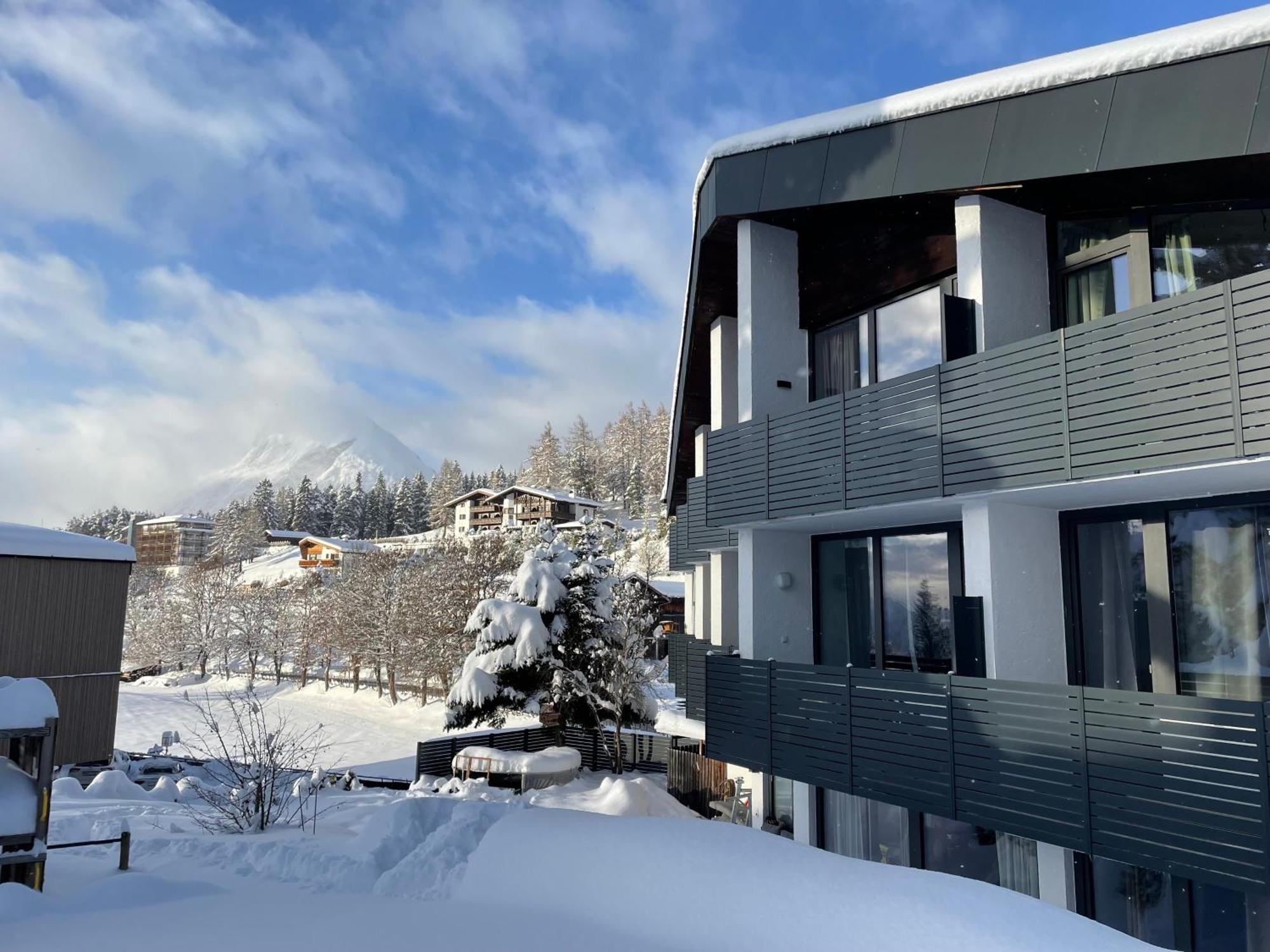 Nest'L Appartements & Zimmer Mösern エクステリア 写真